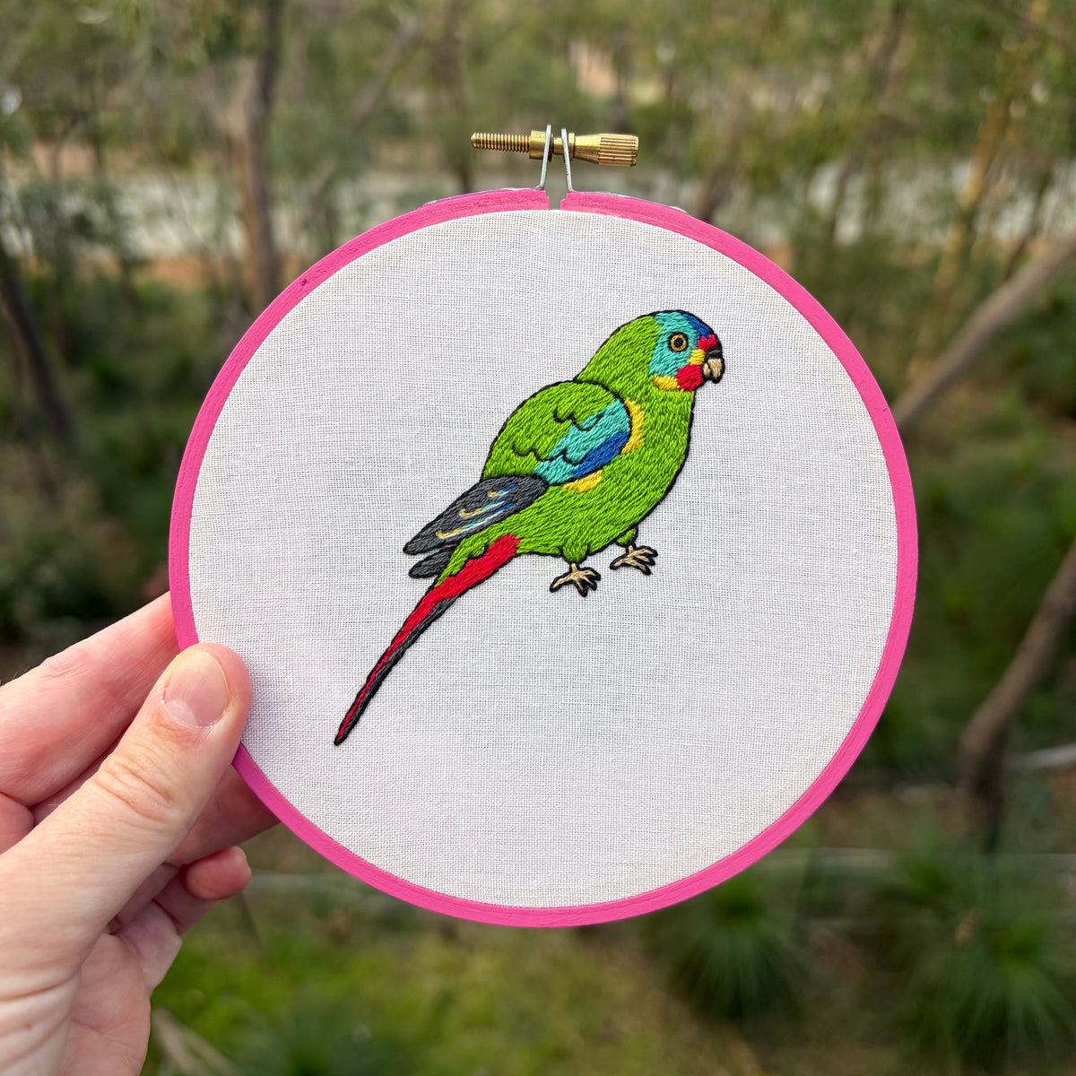 Swift Parrot Digital Embroidery Pattern